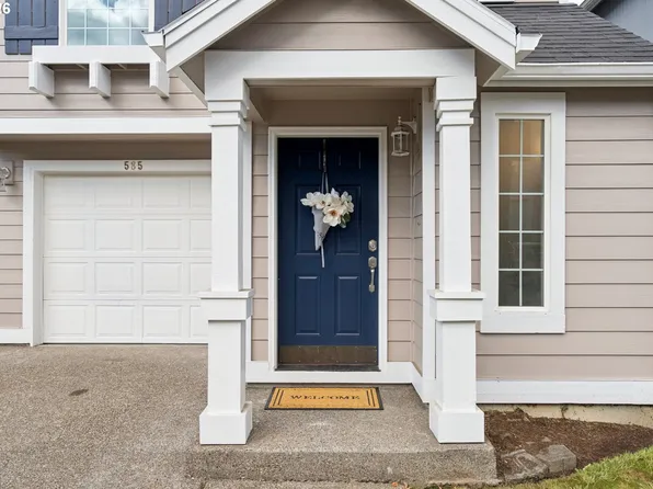 585 SW 207th Ave, Beaverton, OR 97006