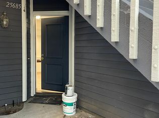 25685 Pine Creek Ln, Wilmington, CA 90744