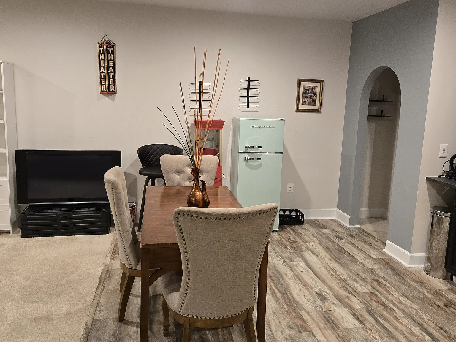 2 bed, 950 sqft, $2,200 — Photo 4
