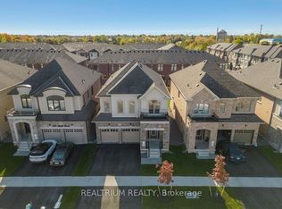 1299 Apollo St, Oshawa, ON L1K3E7