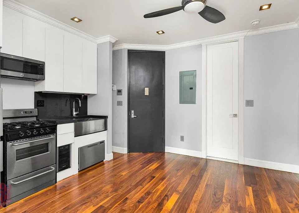 16 E 116th St #FOURC
