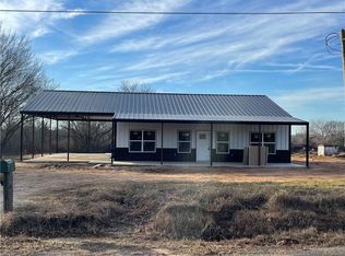 37605 Clearpond Rd, Shawnee, OK 74801