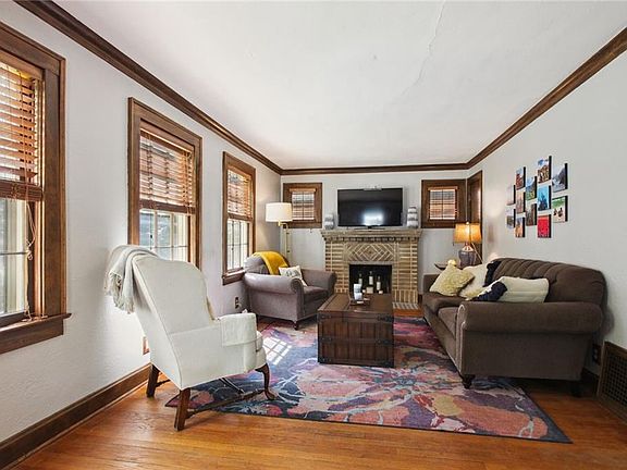 4th image of 6132 Harrison St