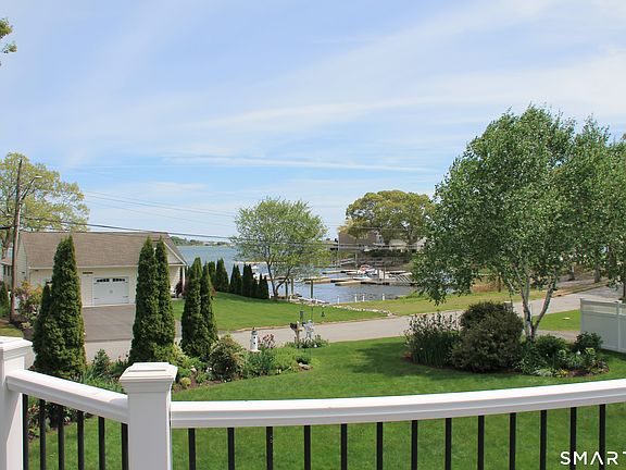 4th image of 7 Windward Way
