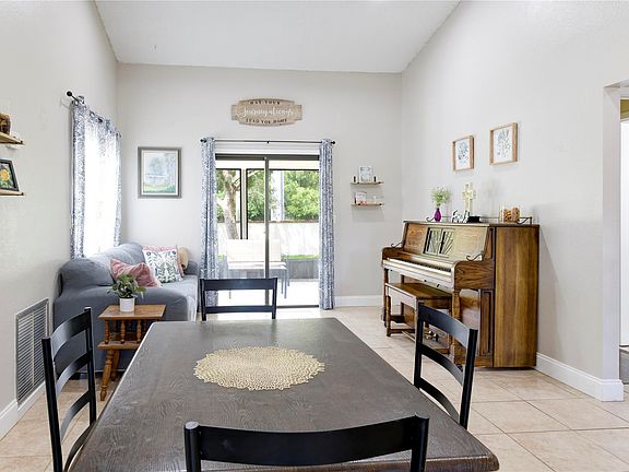 5th image of 1322 SE Carrington Court