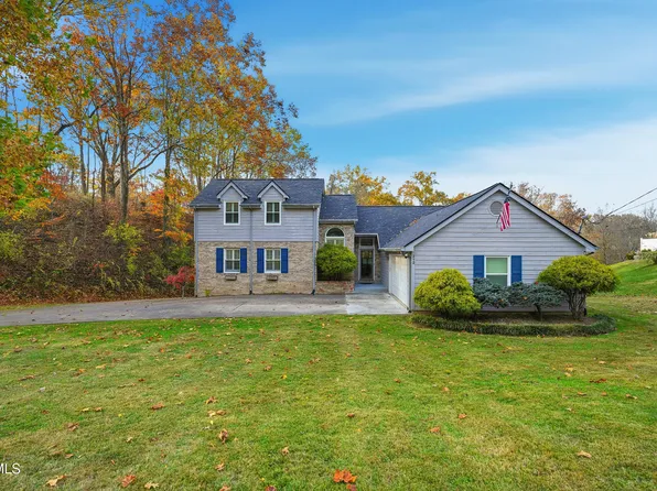 212 Old Castle Rd, Kingsport, TN 37660