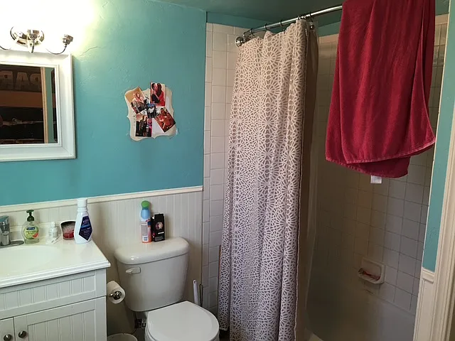 2716 E Lee St — Photo 26