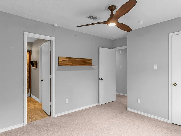 2607 Laurel Ridge Dr — Photo 34