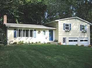 139 Dendron Rd, South Kingstown, RI 02879