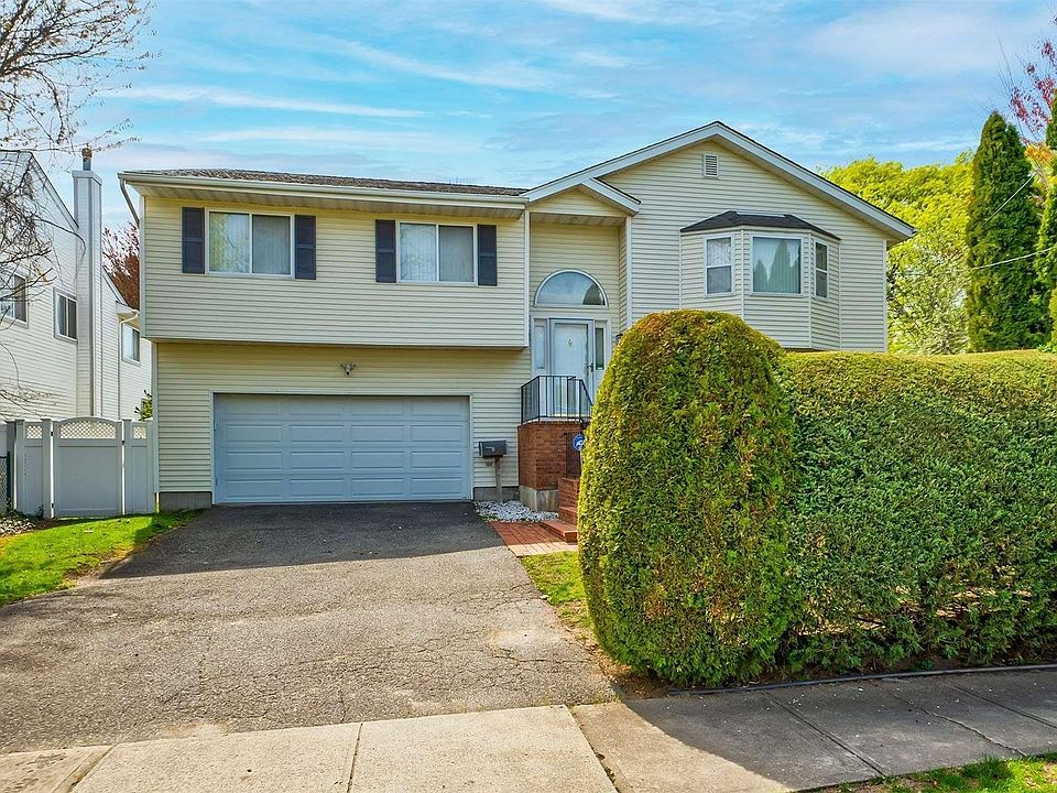 1st image of 204 Wilfred Boulevard