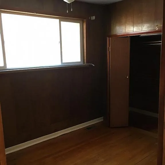 419 Macon Ave — Photo 4
