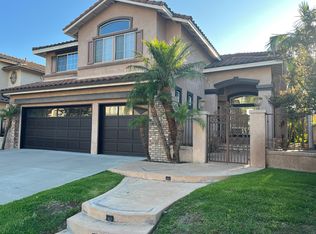 923 S Creekview Ln, Anaheim, CA 92808