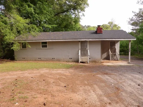 2898 Coffer Dr, Ellenwood, GA 30294