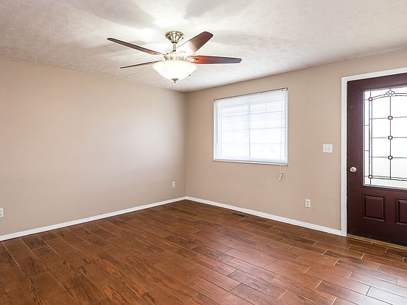3rd image of 7201 Serpentine Dr