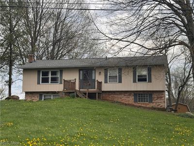8844 Lost Trail Ave NE, Canton, OH, 44721
