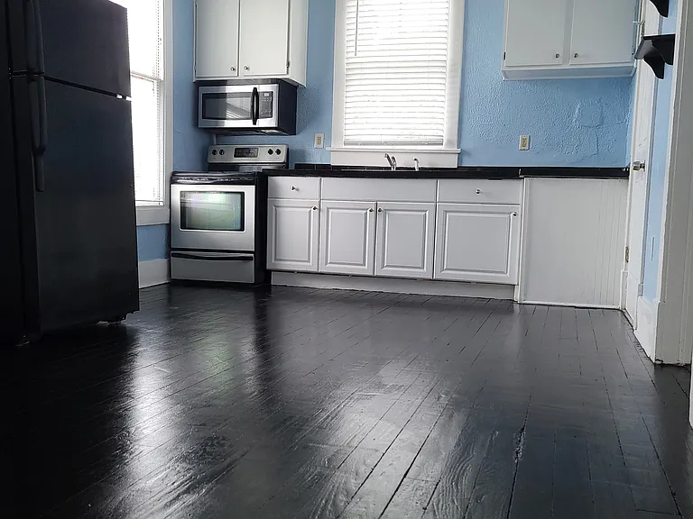 LARGE Kitchen!! Big enough for a dining table or even 2 desks!