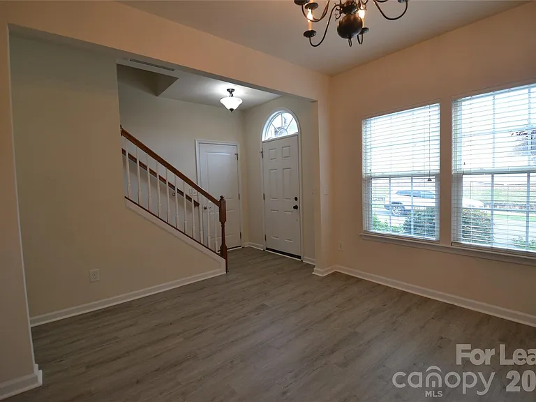 16208 Murphey Trail Ln — Photo 4