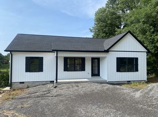 372 Calvert Ridge Rd LOT 1, Westmoreland, TN 37186