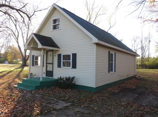 96 W Bacon St, Hillsdale, MI 49242