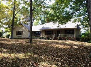 2995 Stagecoach Rd, Hanson, KY 42413