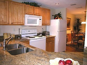 Kitchen w/Granite Counters