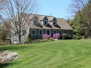 115 South St, Upton, MA 01568