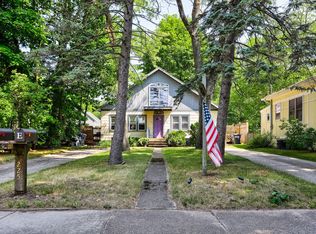 225 Brockway Ave, South Haven, MI 49090
