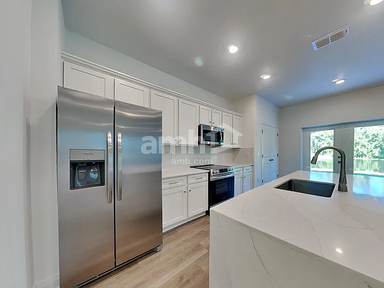 6543 Atlantic Beach Ave — Photo 3