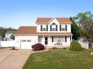 153 Skipper Rd, Manahawkin, NJ 08050