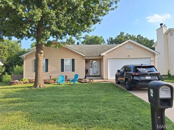 132 Eldorado Dr, Moscow Mills, MO 63362
