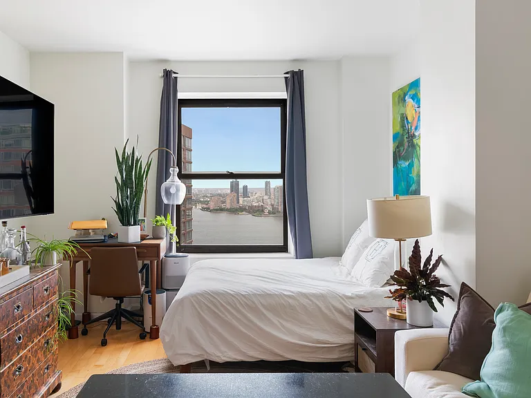 20 West St #29C — Photo 1