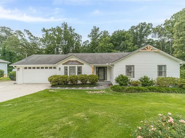 498 Slew Ave, Lawrenceville, GA 30043