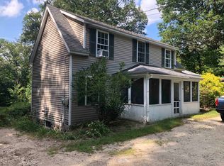 94 Bible Hill Rd, Bennington, NH 03442