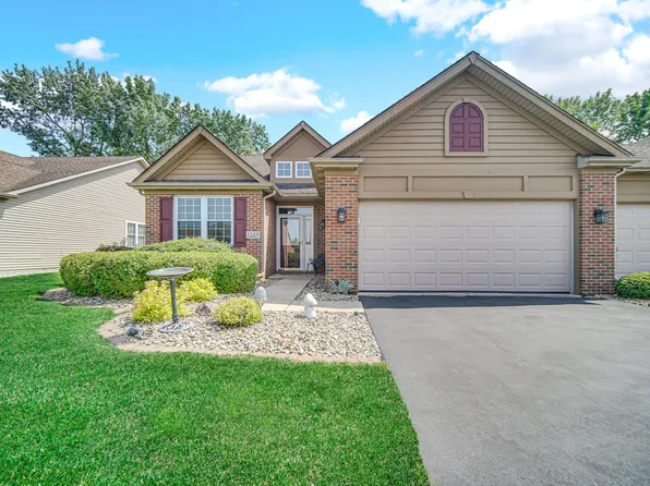 1245 Poppyfield Pl, Schererville, IN 46375