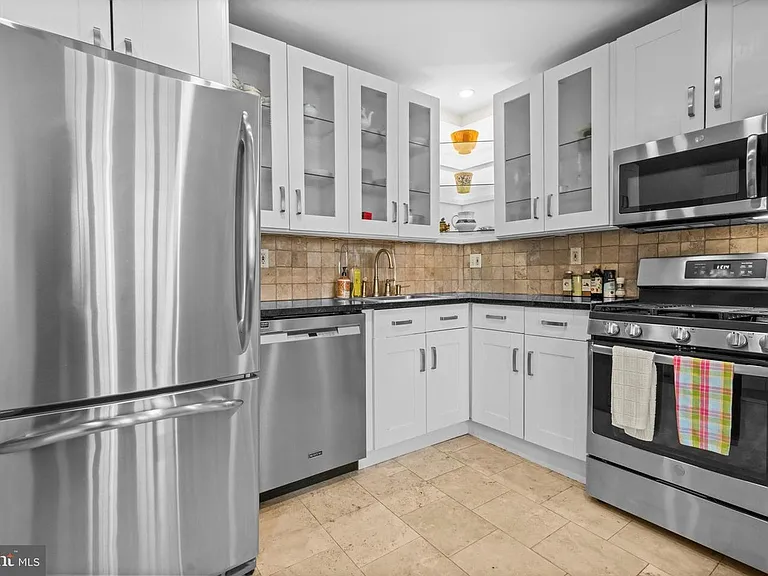 3301 Dent Pl NW — Photo 14