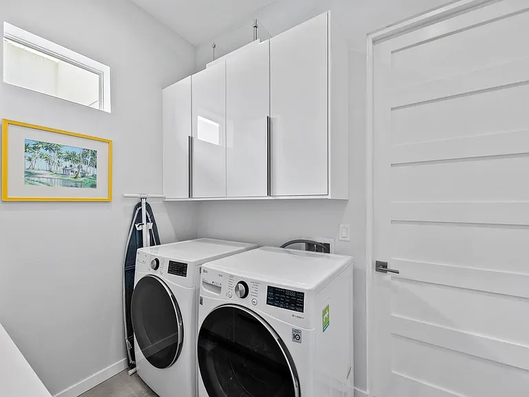 2335 Waldemere St — Photo 20