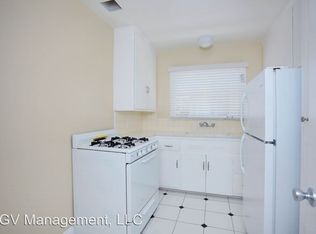 680 Mira Monte Pl, Pasadena, CA 91101