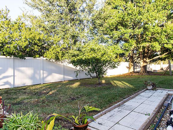 5th image of 3815 Sunward Dr