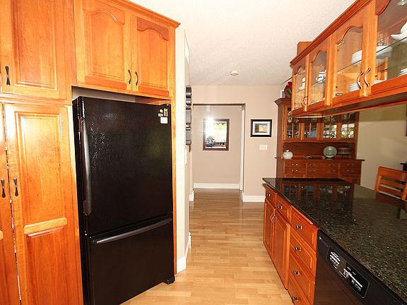4th image of 3119 Club View Ct