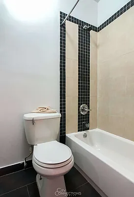 Rented by City Connections Realty | media 40