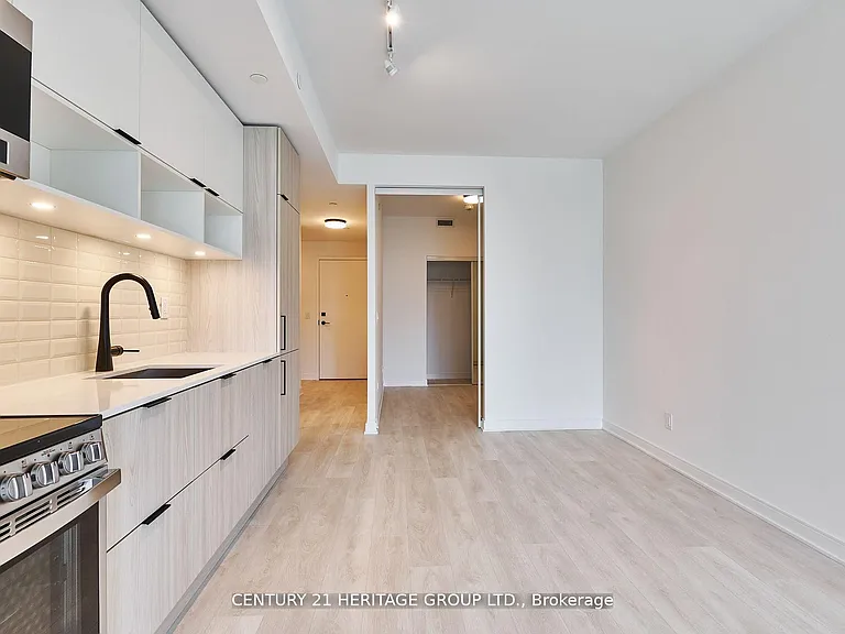 Mill St — Photo 15