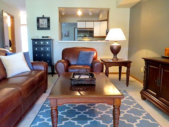 2nd image of 2375 Sumac Way