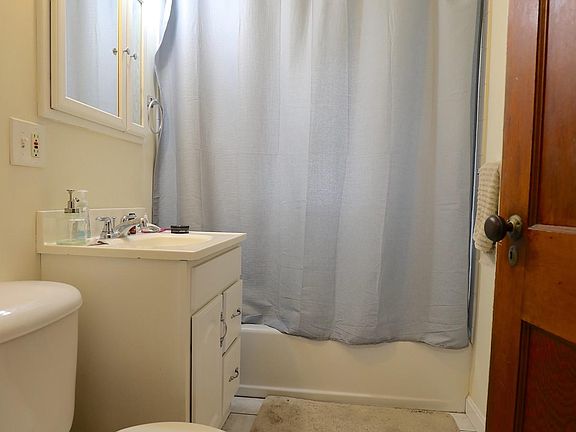 5th image of 16 Niles St #3