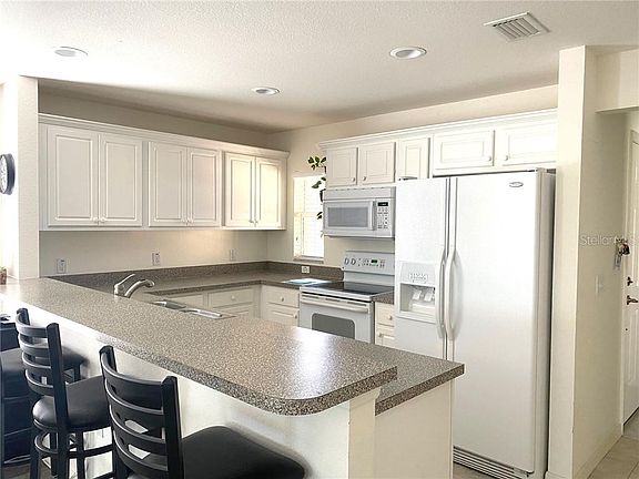 4th image of 4524 Turnberry Ln