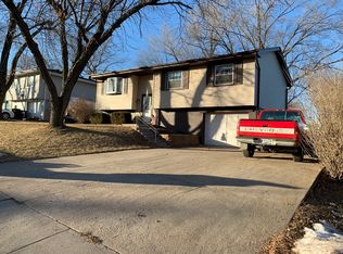 516 Elm St, Ceresco, NE 68017