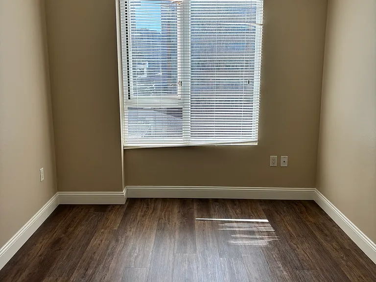 300 W Beech St #801 — Photo 5