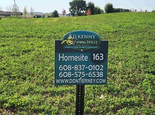 1600 Fred Schunk Ct #163, Waunakee, WI 53597