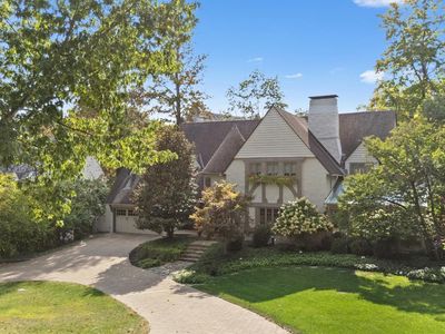 1031 E Rookwood Dr, Cincinnati, OH, 45208