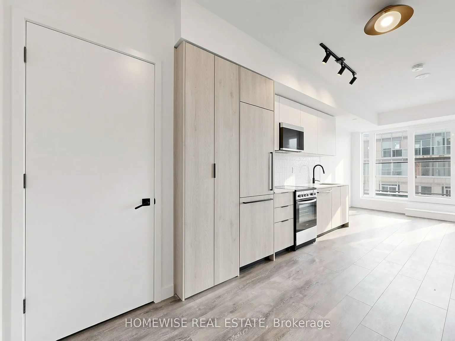 2 bed, $2,250 — Photo 4