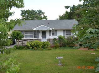 2722 NE Cecil Ave, Knoxville, TN 37917